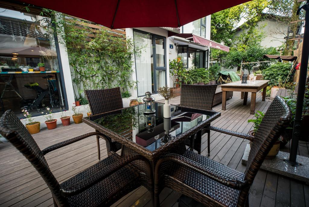 Two Towns Hostel Hangzhou Exterior photo