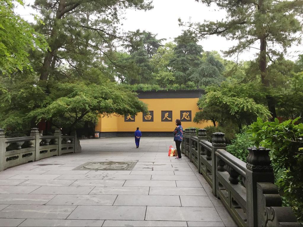 Two Towns Hostel Hangzhou Exterior photo